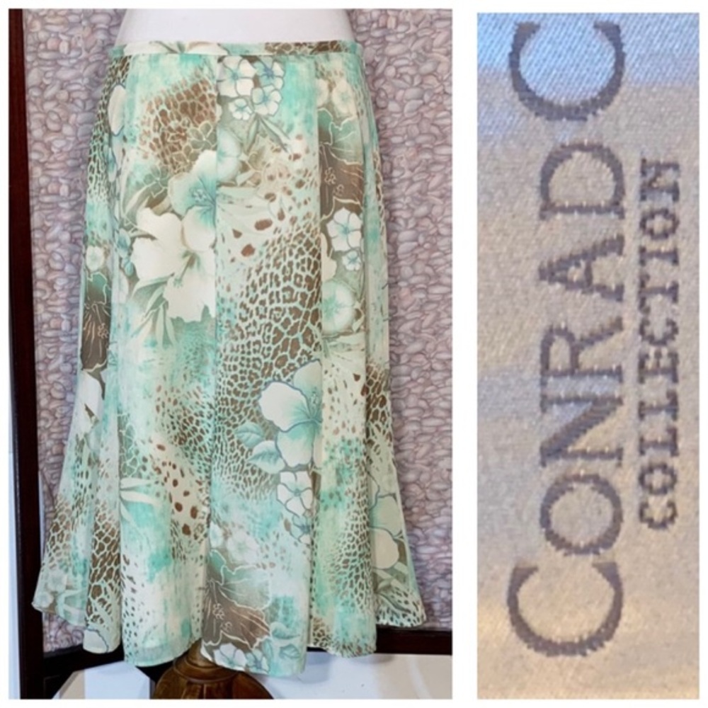 Conrad C Collection floral A-lined skirt.